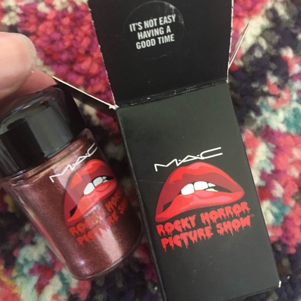 Mac Rocky Horror pigment - Picture 5 of 9
